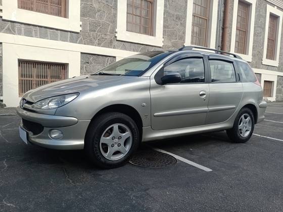 PEUGEOT 206 1.6 FELINE 16V FLEX 4P MANUAL PEUGEOT 206 1.6 FELINE 16V FLEX 4P MANUAL